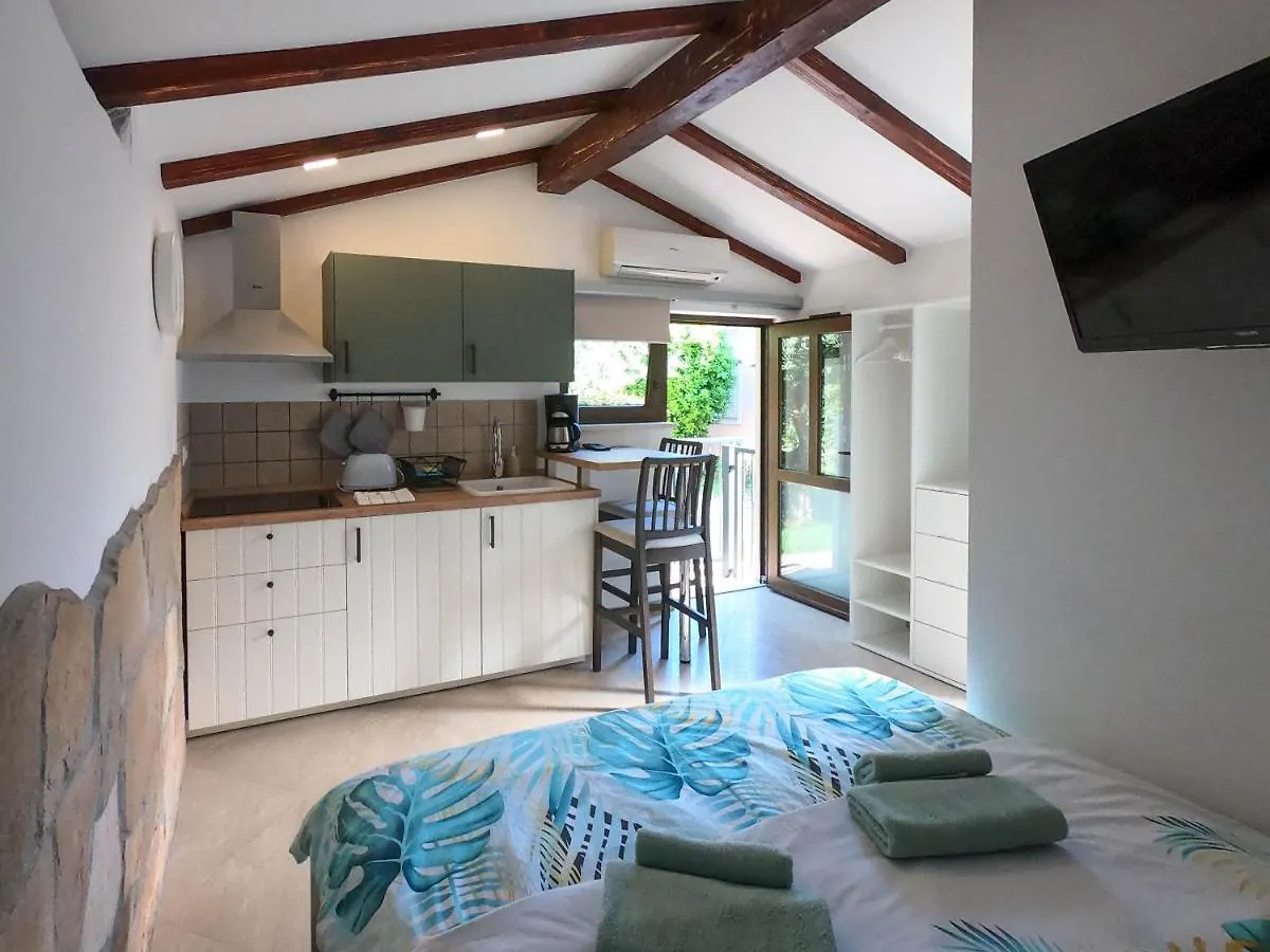 Apartment Studio App Levant Croatia